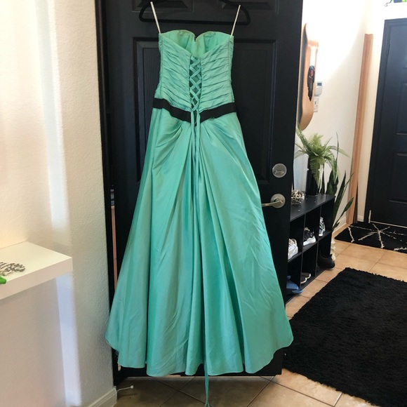 Alyce Designs Prom Dress - Picture 8 of 15